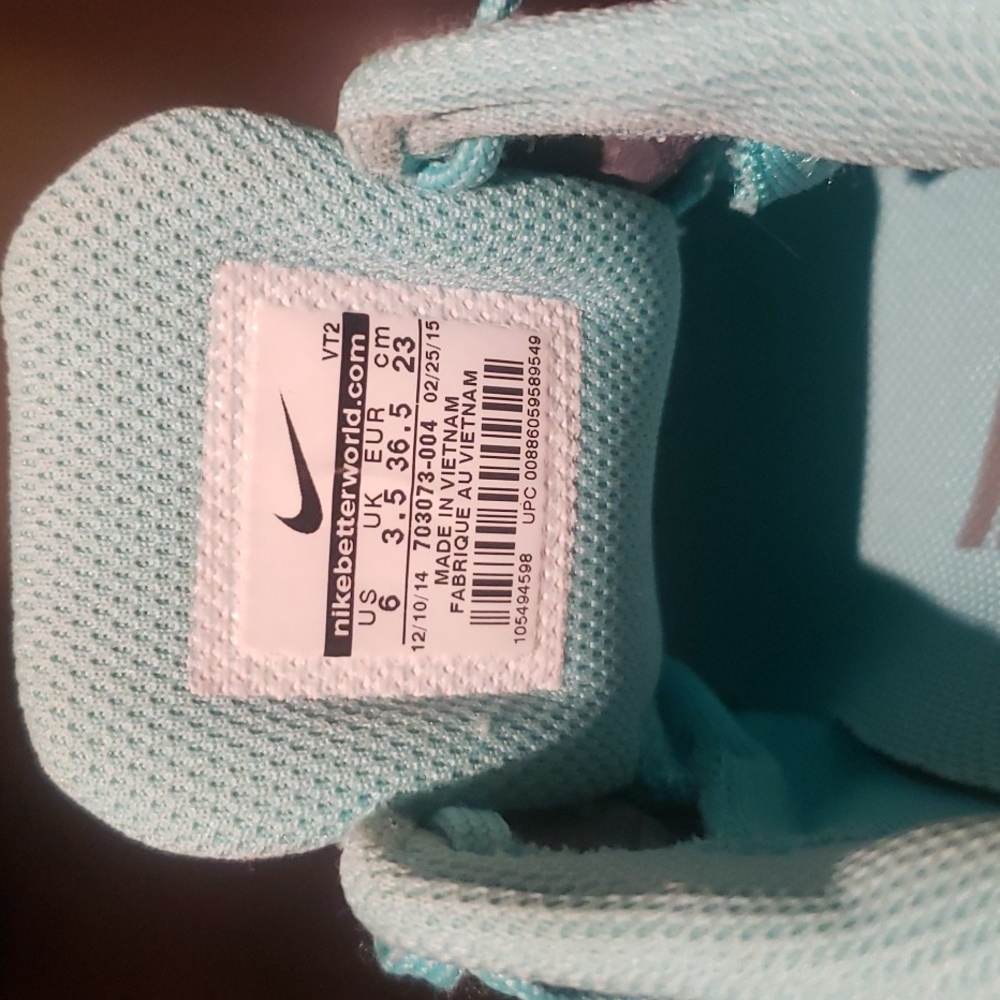 Nike Ladies Excellerate 3 Athletic Shoes - Picture 4 of 8